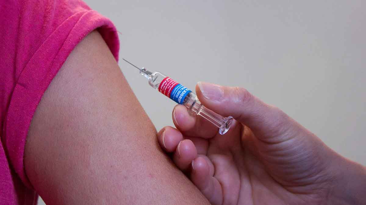 vaccination-1215279_1280.jpg