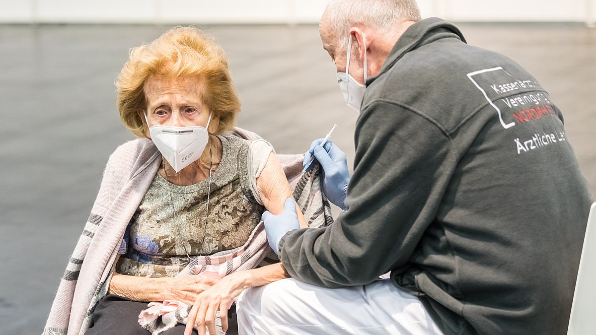 Biden-Regierung wusste von Risiken der mRNA-Präparate – trotzdem Impfzwang