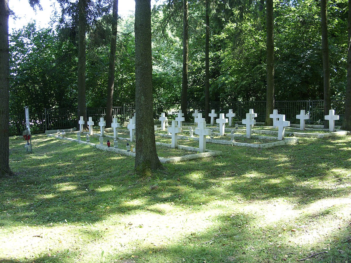 Military_cemetery_from_World_War_I_and_W