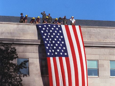 Trump degradiert das Militär