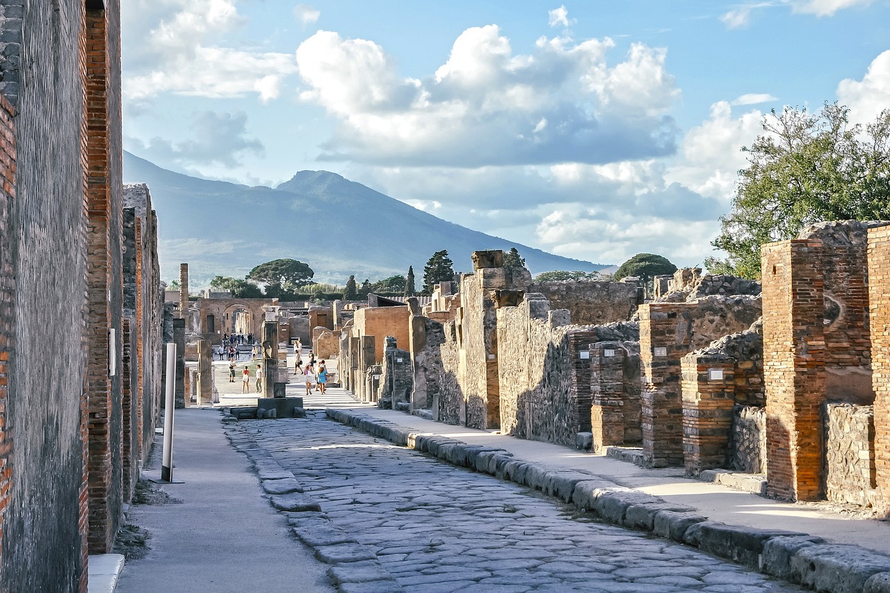 pompeii-4053847_1280.jpg