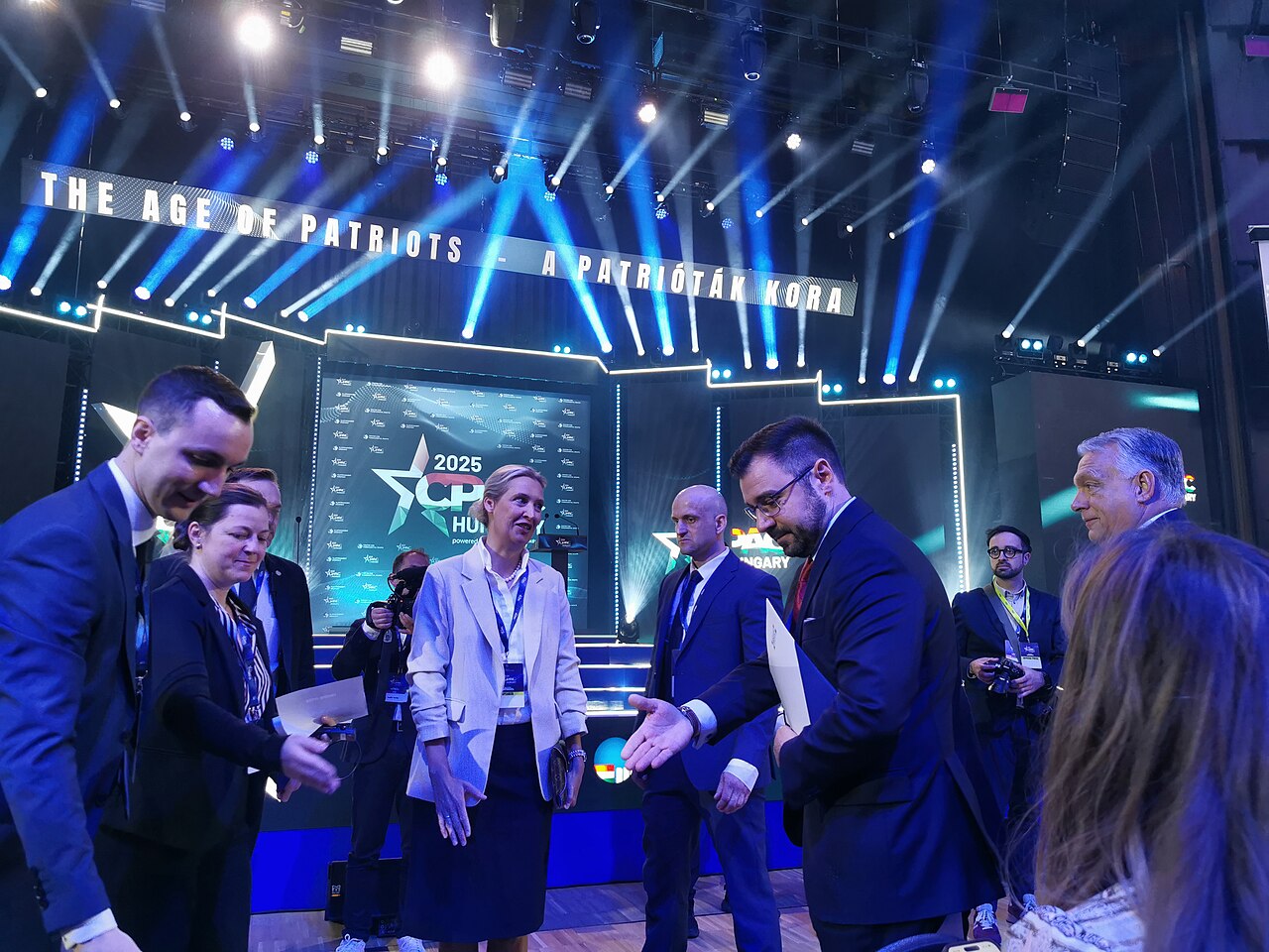 Ungarn: AfD-Weidel wirft EU Wahlmanipulation vor Ungarn: AfD-Weidel wirft EU Wahlmanipulation vor